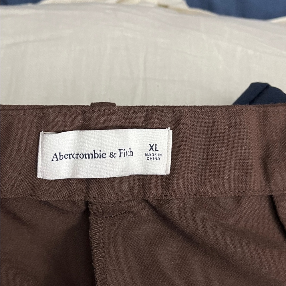 🙊Brown and Navy shorts - Picture 4 of 6